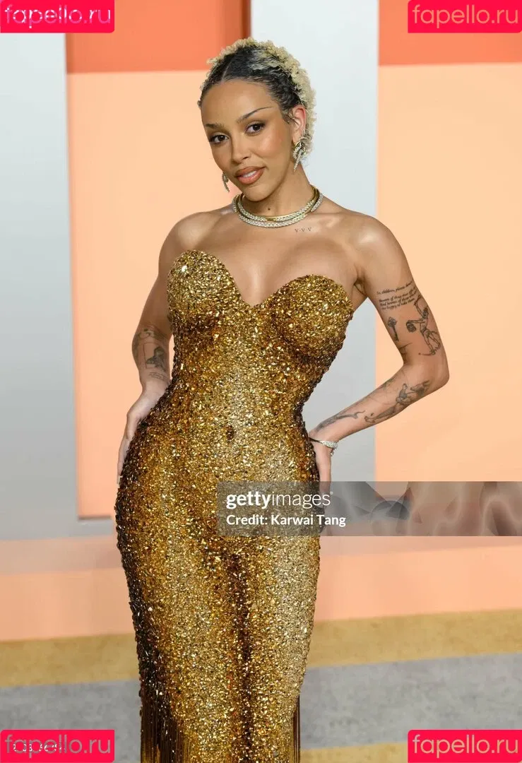 Doja Cat / DojaCat Onlyfans Photo Gallery 