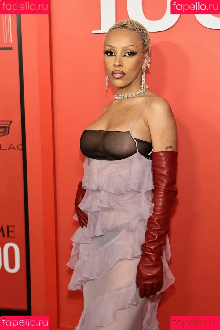 Doja Cat / DojaCat Onlyfans Photo Gallery 