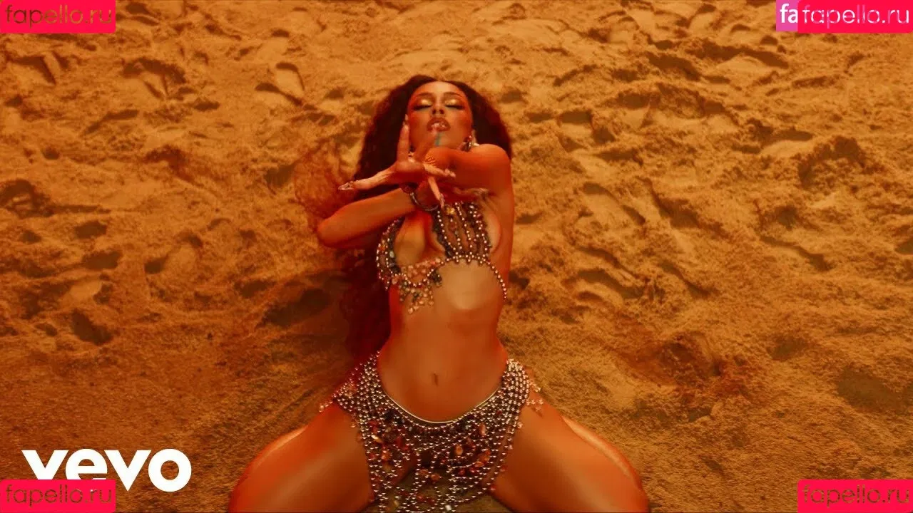 Doja Cat / DojaCat Onlyfans Photo Gallery 