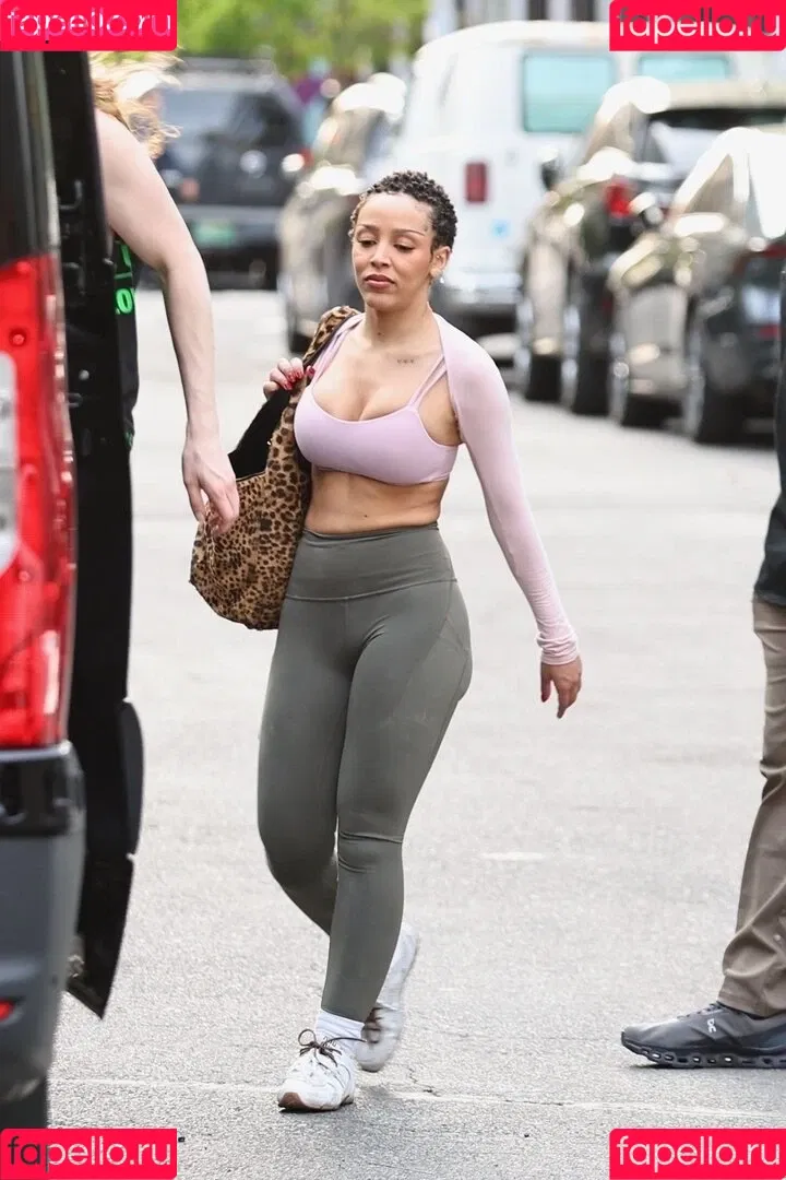 Doja Cat / DojaCat Onlyfans Photo Gallery 