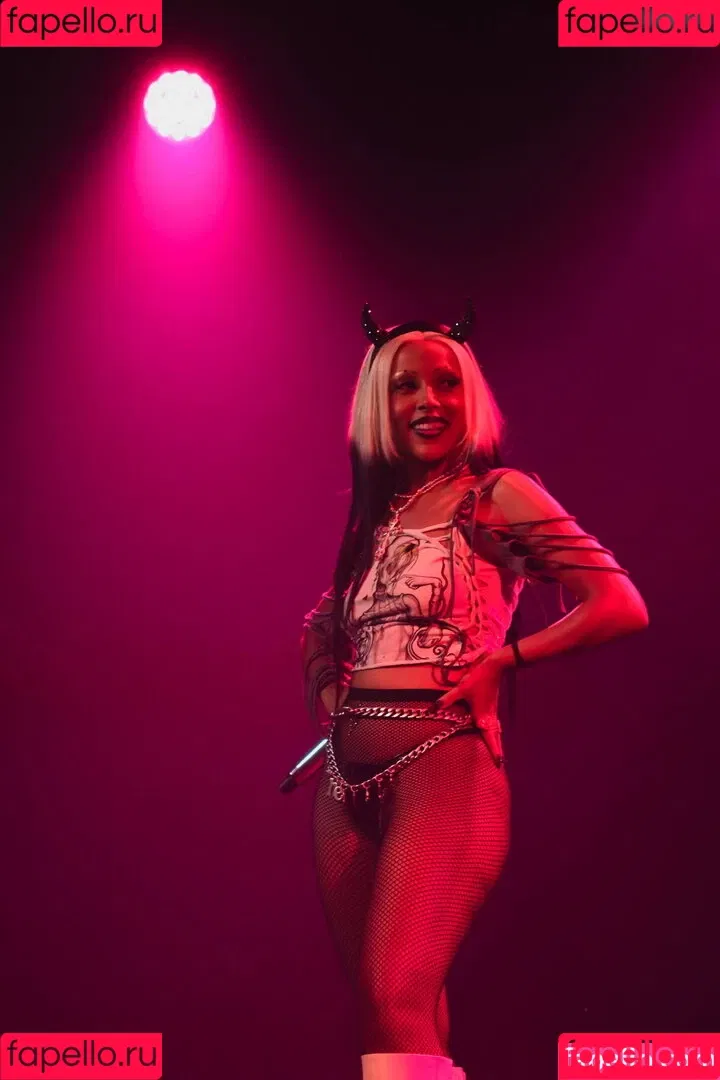 Doja Cat / DojaCat Onlyfans Photo Gallery 