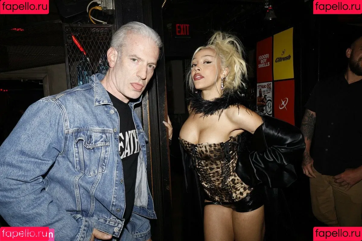 Doja Cat / DojaCat Onlyfans Photo Gallery 