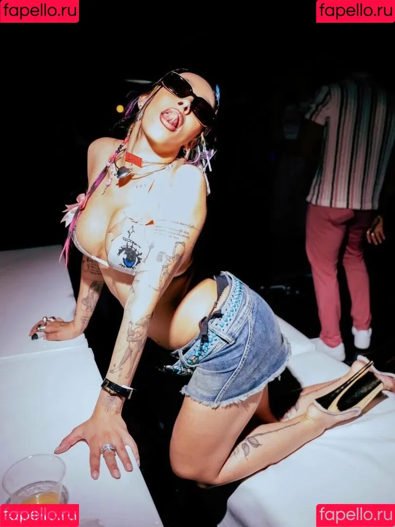 Doja Cat / DojaCat Onlyfans Photo Gallery 
