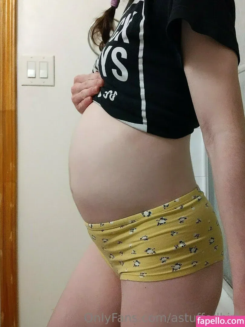 astuffedbirb / birdyinstagram Onlyfans Photo Gallery 