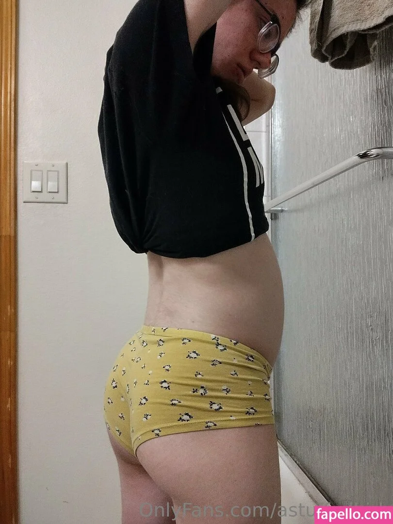 astuffedbirb / birdyinstagram Onlyfans Photo Gallery 