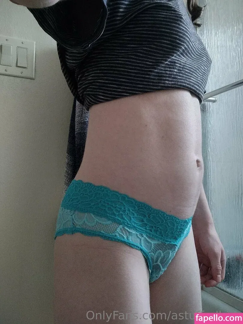 astuffedbirb / birdyinstagram Onlyfans Photo Gallery 