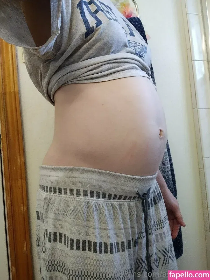 astuffedbirb / birdyinstagram Onlyfans Photo Gallery 