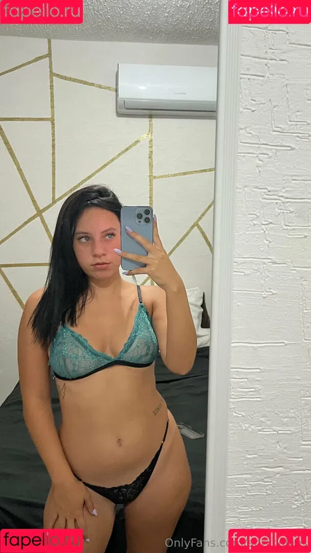 aprilcollins Onlyfans Photo Gallery 