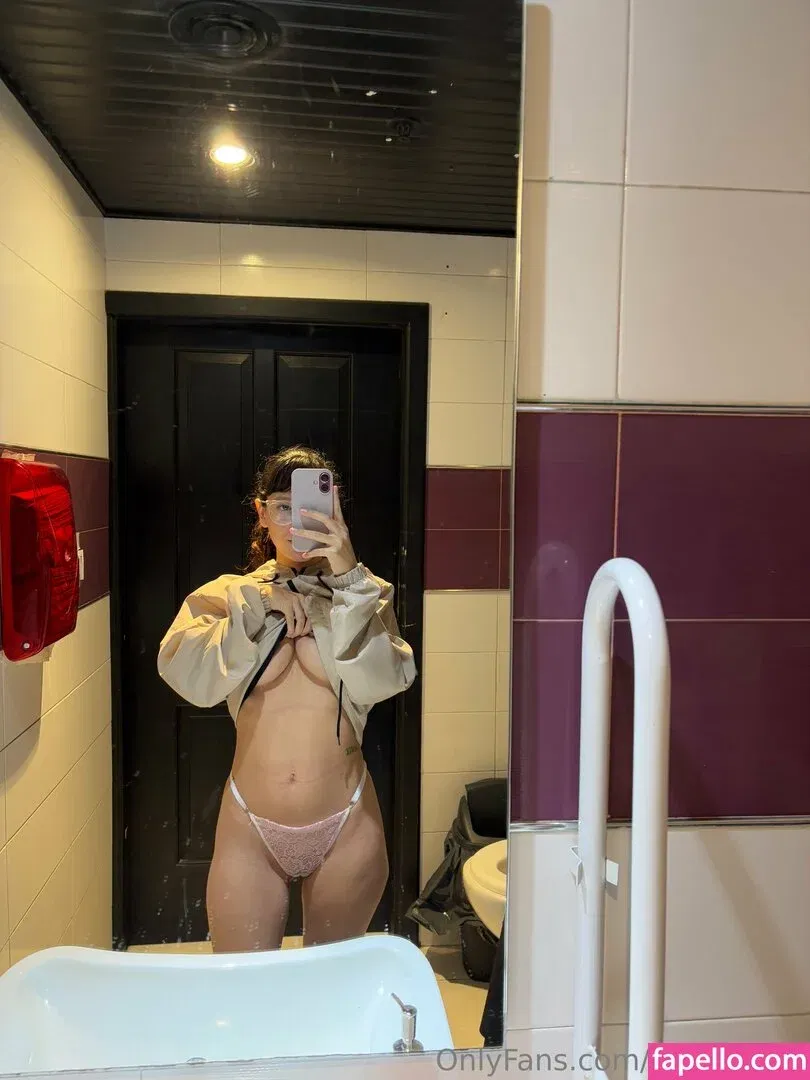 aprilcollins Onlyfans Photo Gallery 