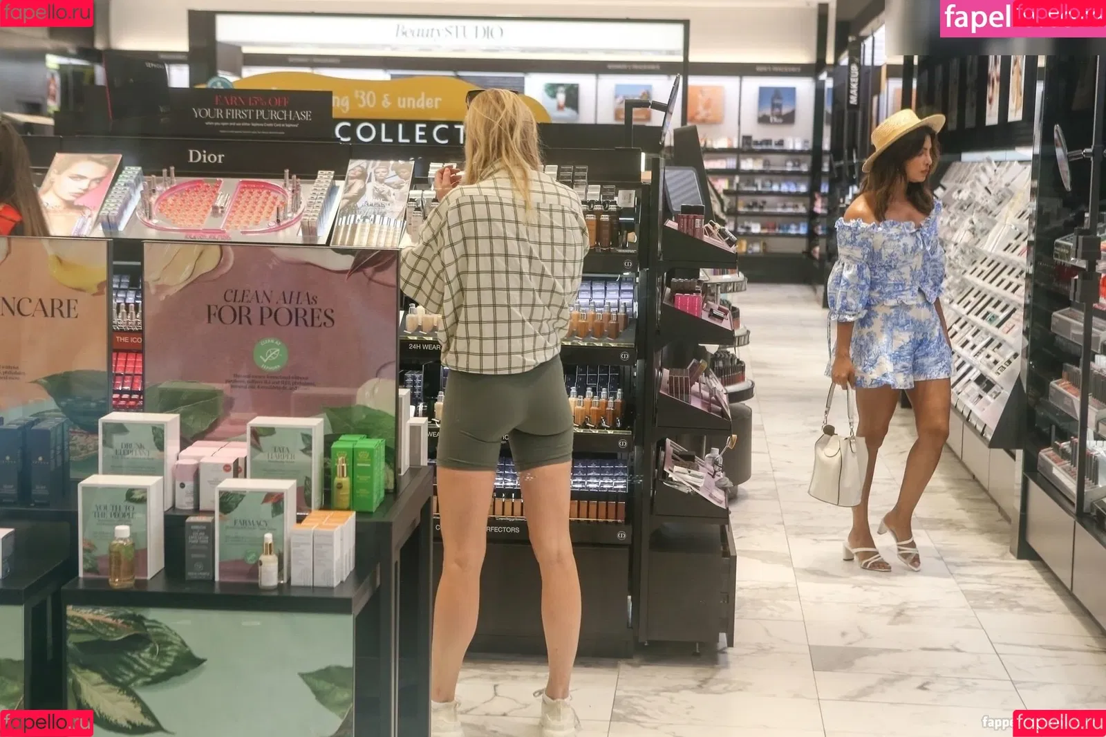Sophie Turner / sexysophieturner / sophiet Onlyfans Photo Gallery 