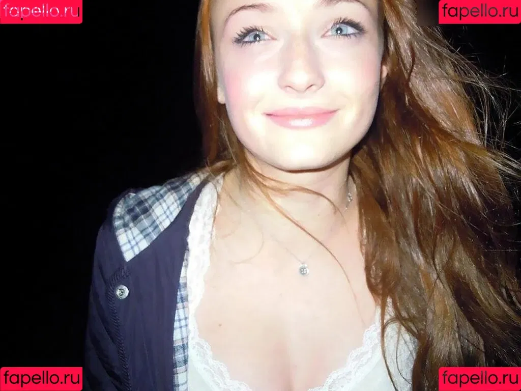 Sophie Turner / sexysophieturner / sophiet Onlyfans Photo Gallery 
