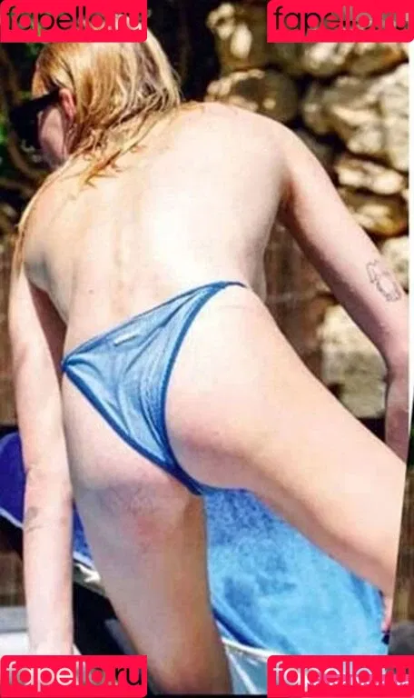Sophie Turner / sexysophieturner / sophiet Onlyfans Photo Gallery 