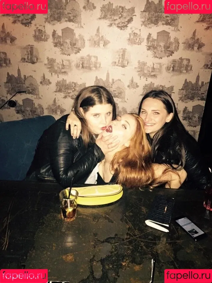 Sophie Turner / sexysophieturner / sophiet Onlyfans Photo Gallery 