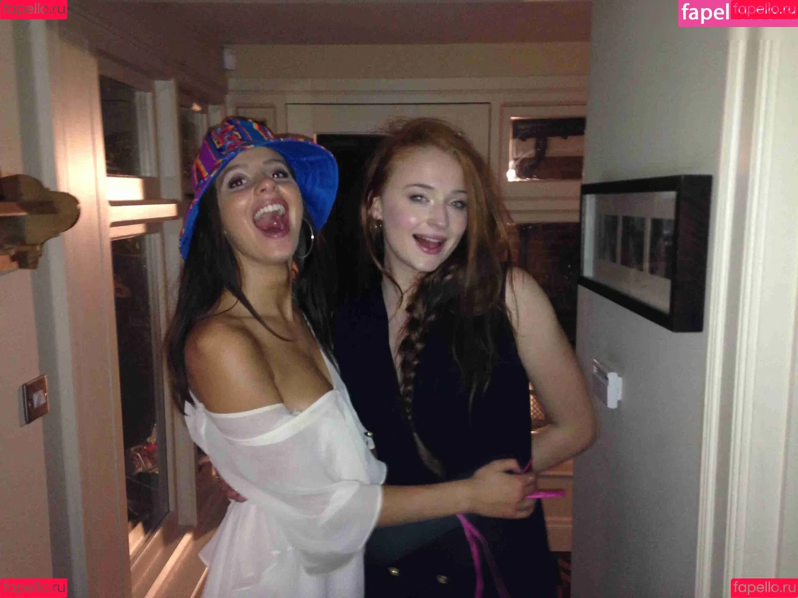 Sophie Turner / sexysophieturner / sophiet Onlyfans Photo Gallery 