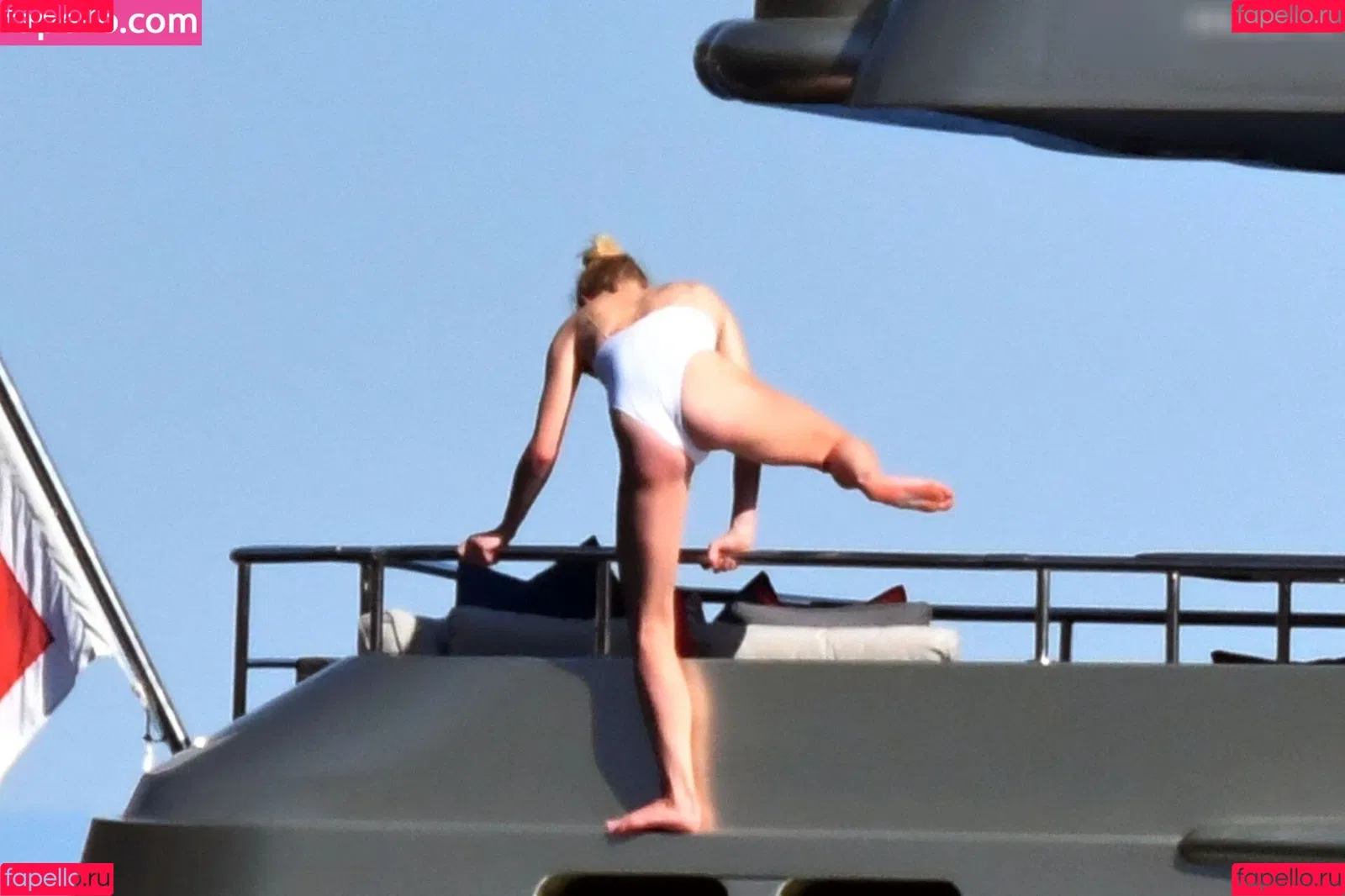 Sophie Turner / sexysophieturner / sophiet Onlyfans Photo Gallery 