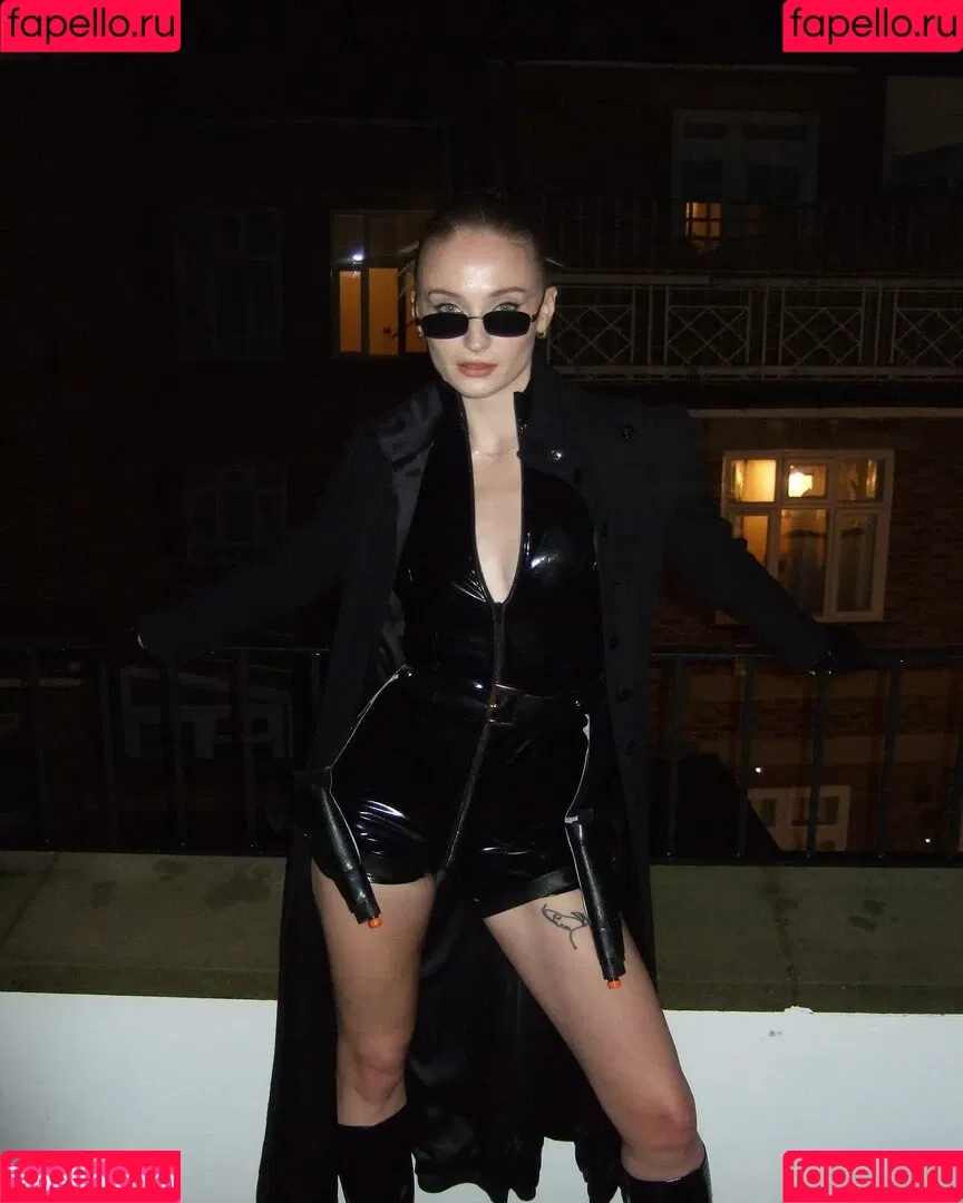 Sophie Turner / sexysophieturner / sophiet Onlyfans Photo Gallery 
