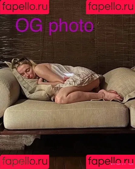 Sophie Turner / sexysophieturner / sophiet Onlyfans Photo Gallery 