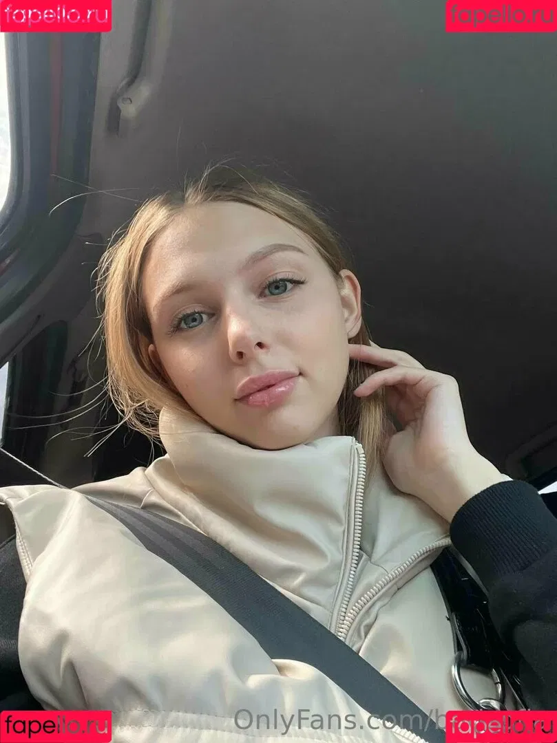 badsofiaaa / badsophia Onlyfans Photo Gallery 