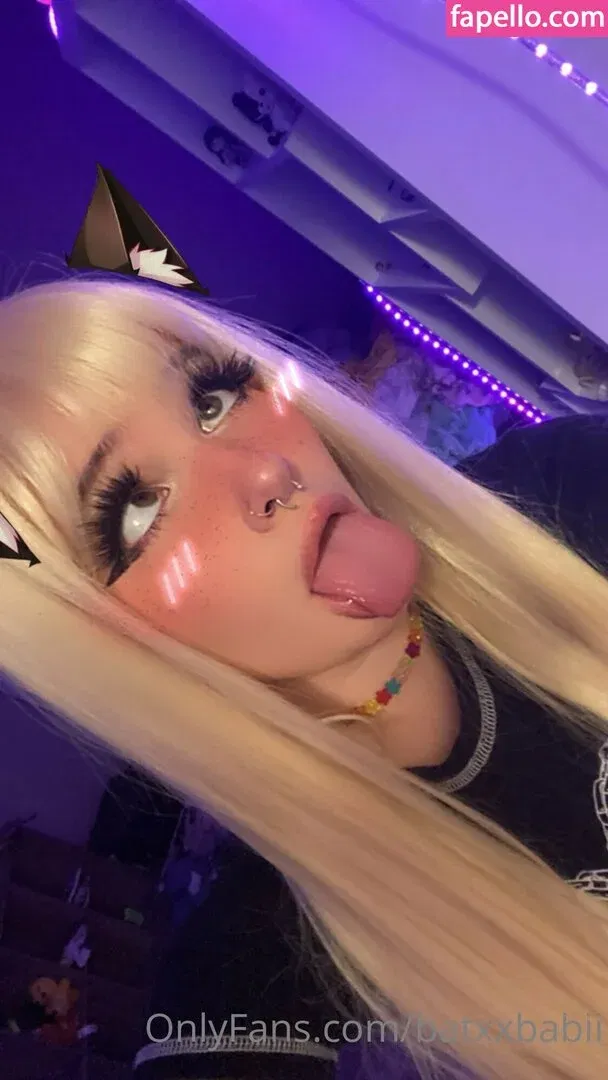 badsofiaaa / badsophia Onlyfans Photo Gallery 