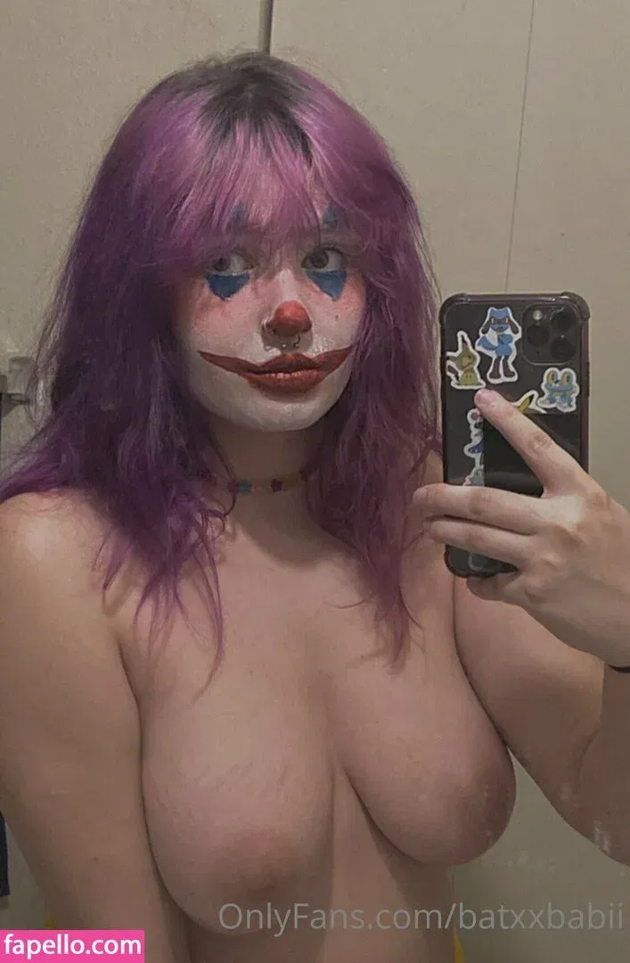 badsofiaaa / badsophia Onlyfans Photo Gallery 