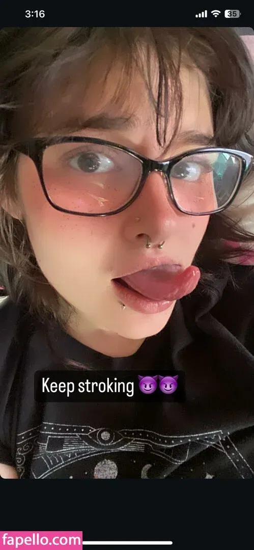 badsofiaaa / badsophia Onlyfans Photo Gallery 