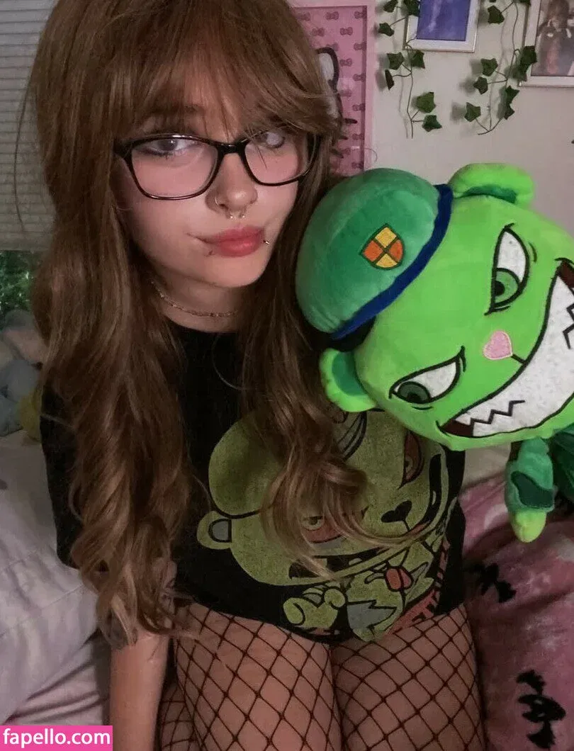 badsofiaaa / badsophia Onlyfans Photo Gallery 