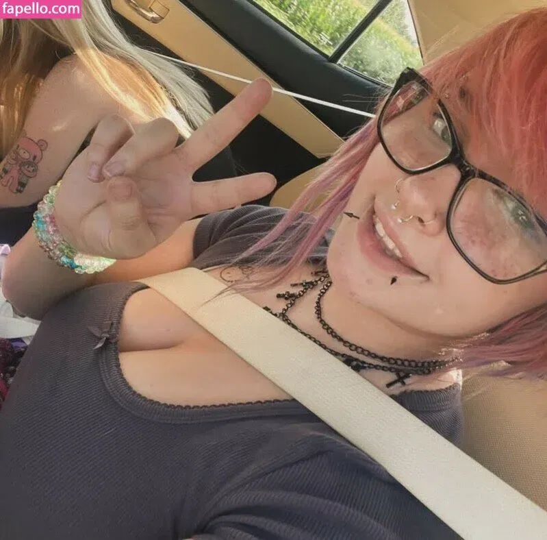 badsofiaaa / badsophia Onlyfans Photo Gallery 