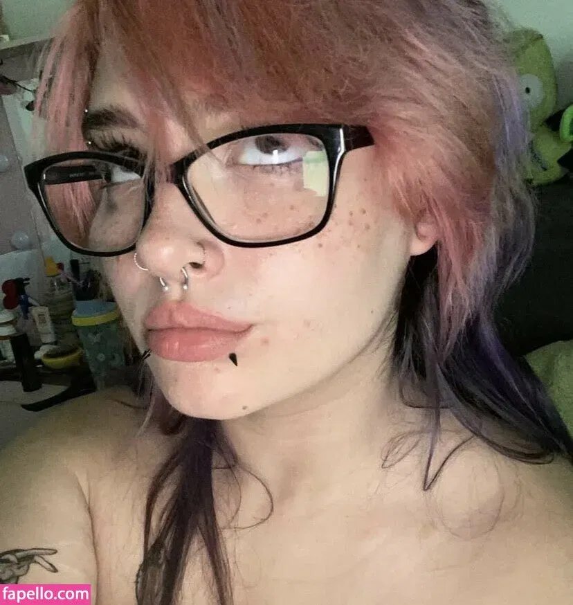 badsofiaaa / badsophia Onlyfans Photo Gallery 