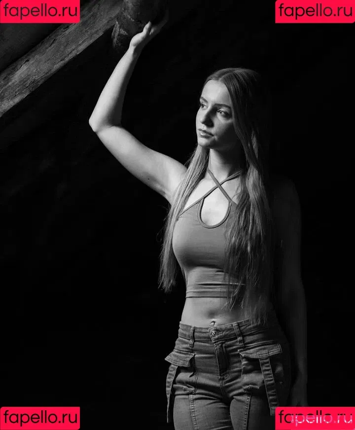 ichbinanny / shainny_1 Onlyfans Photo Gallery 