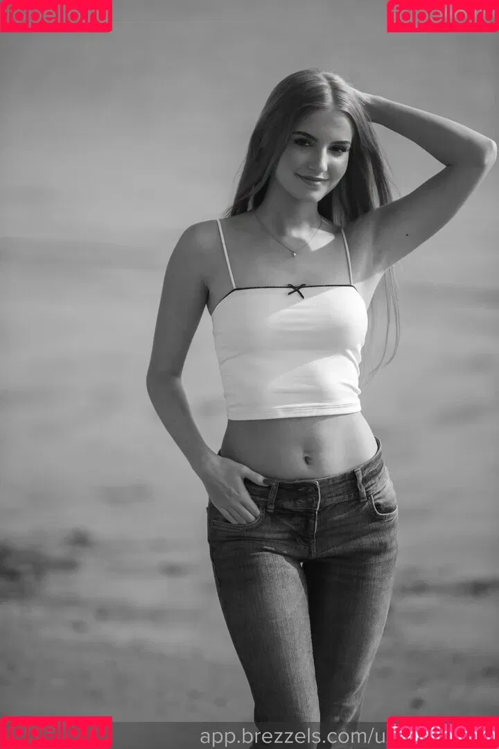 ichbinanny / shainny_1 Onlyfans Photo Gallery 