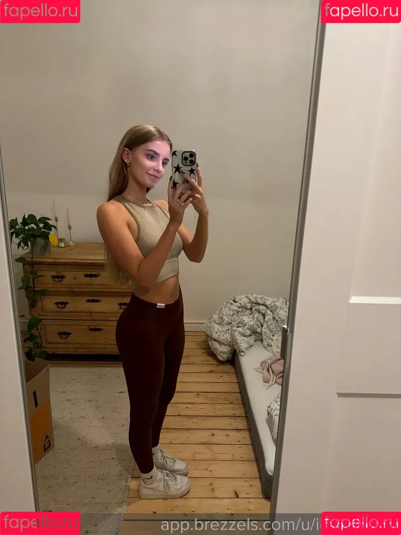 ichbinanny / shainny_1 Onlyfans Photo Gallery 
