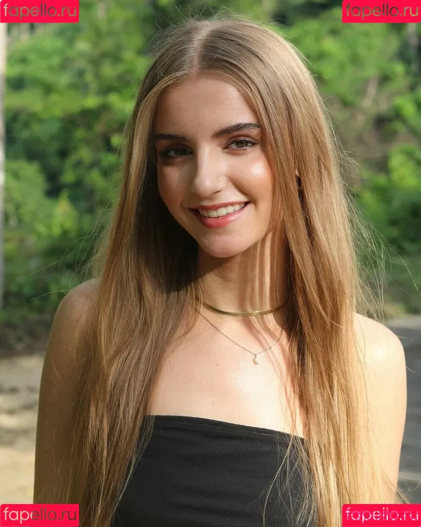 ichbinanny / shainny_1 Onlyfans Photo Gallery 