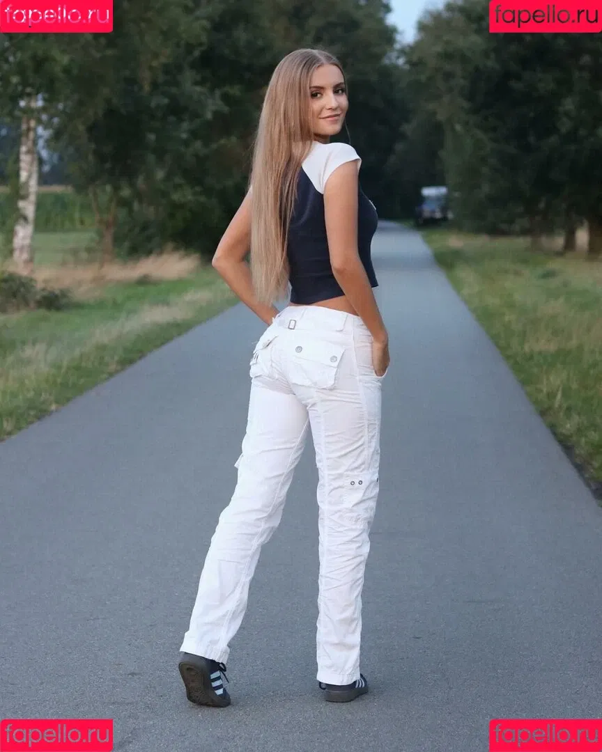 ichbinanny / shainny_1 Onlyfans Photo Gallery 