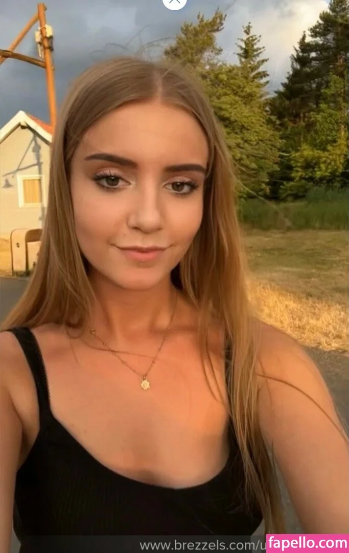 ichbinanny / shainny_1 Onlyfans Photo Gallery 