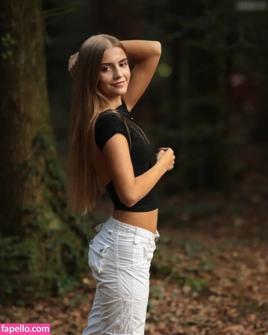 ichbinanny / shainny_1 Onlyfans Photo Gallery 