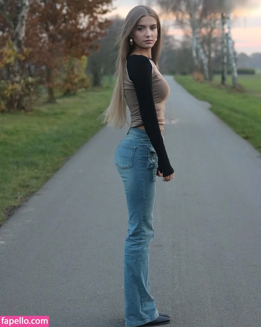 ichbinanny / shainny_1 Onlyfans Photo Gallery 