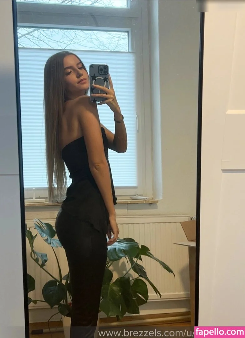 ichbinanny / shainny_1 Onlyfans Photo Gallery 