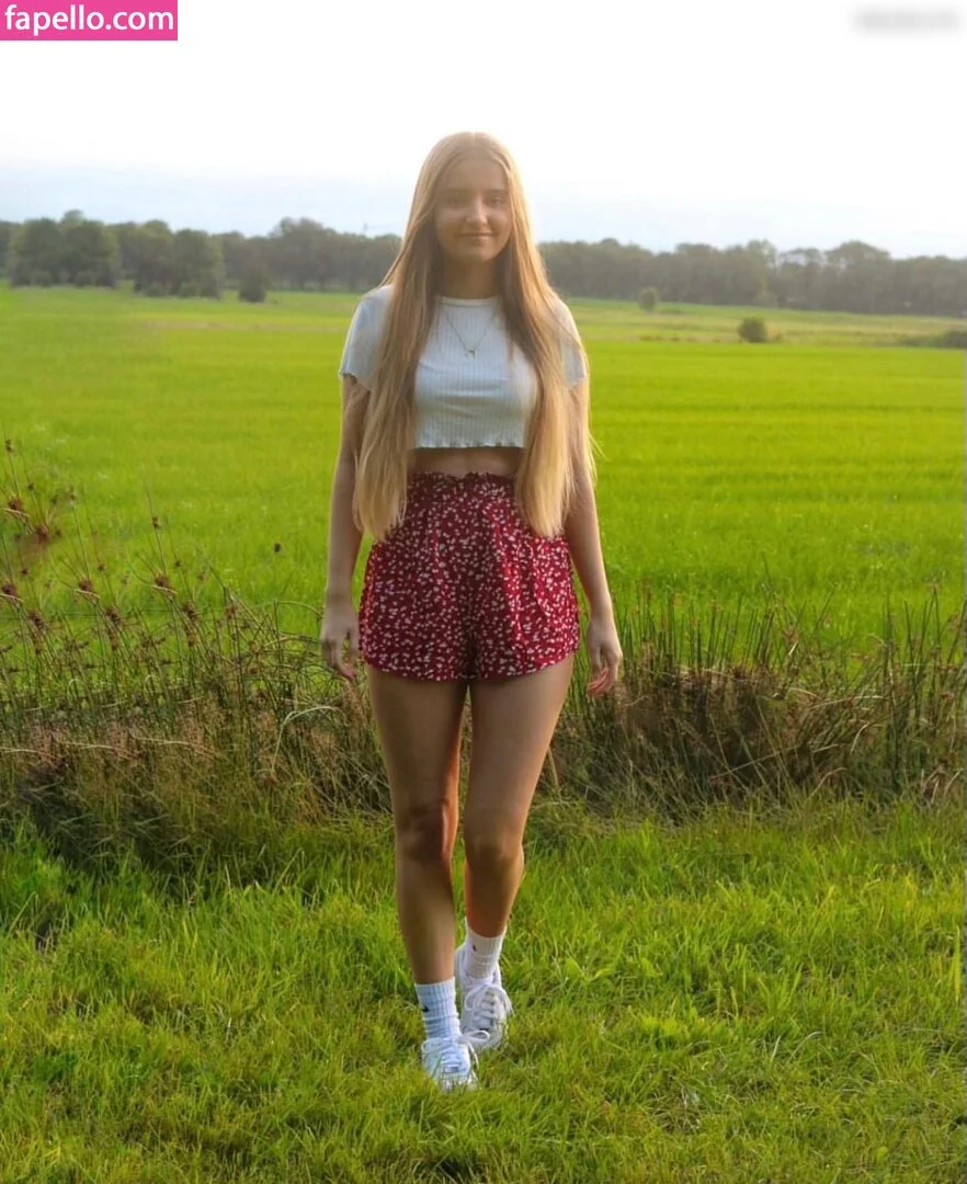 ichbinanny / shainny_1 Onlyfans Photo Gallery 