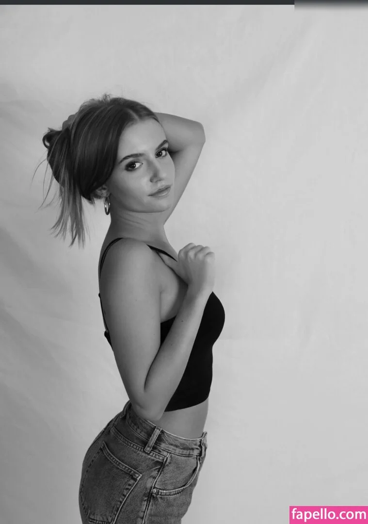 ichbinanny / shainny_1 Onlyfans Photo Gallery 