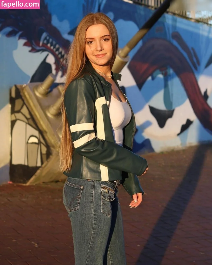 ichbinanny / shainny_1 Onlyfans Photo Gallery 