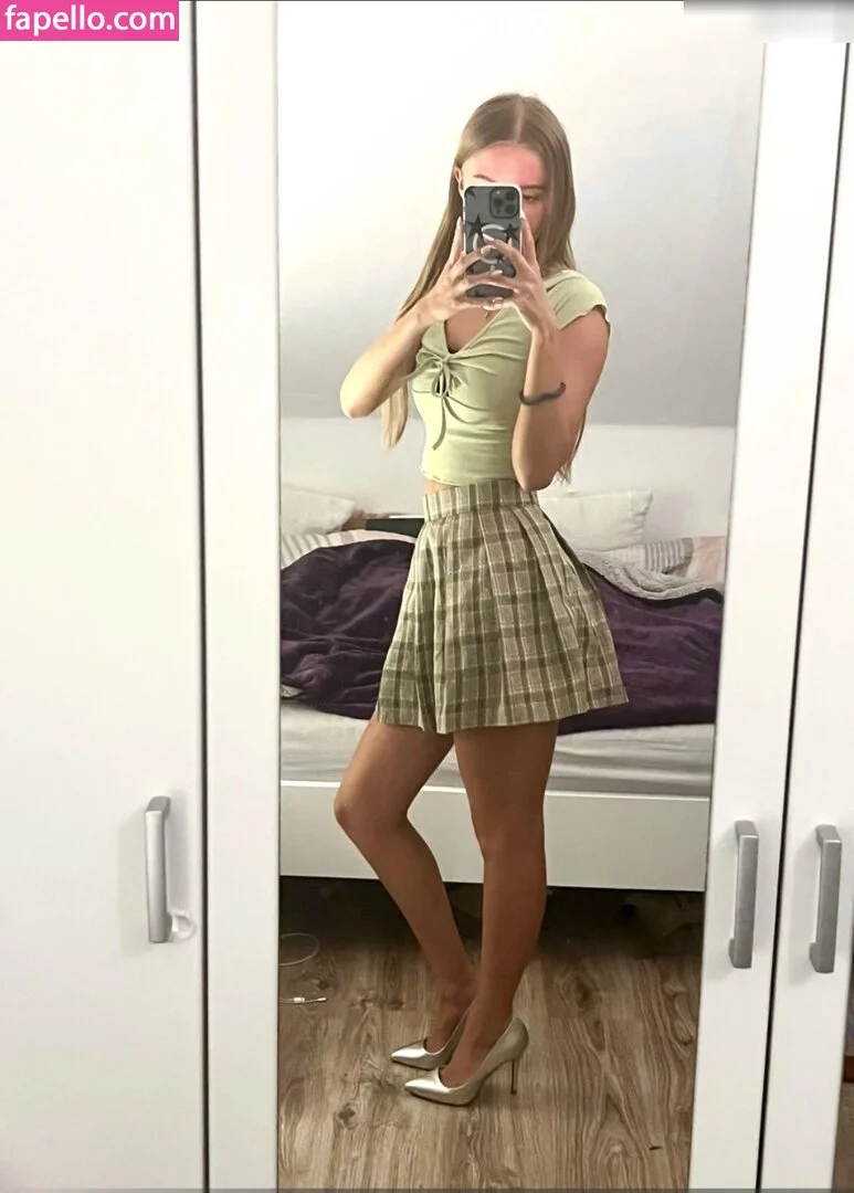 ichbinanny / shainny_1 Onlyfans Photo Gallery 