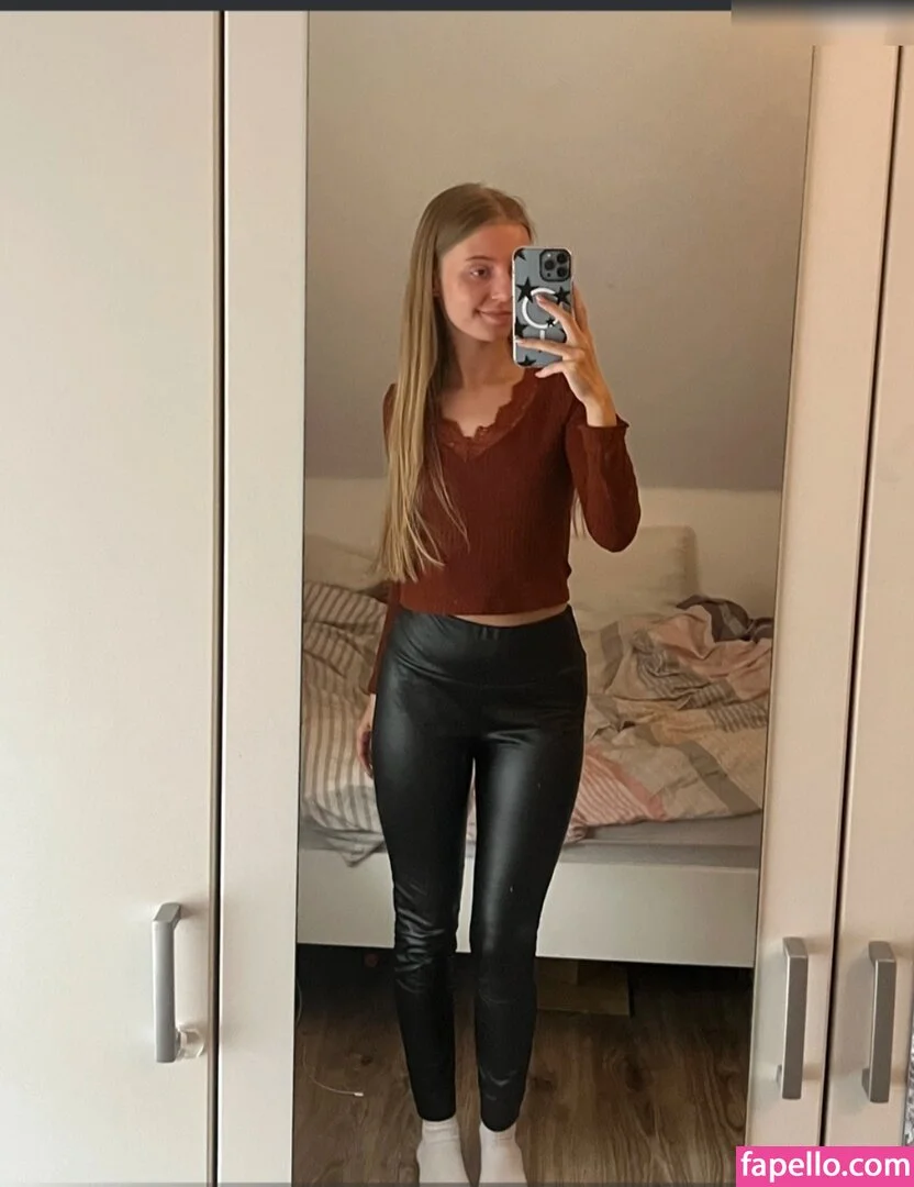 ichbinanny / shainny_1 Onlyfans Photo Gallery 