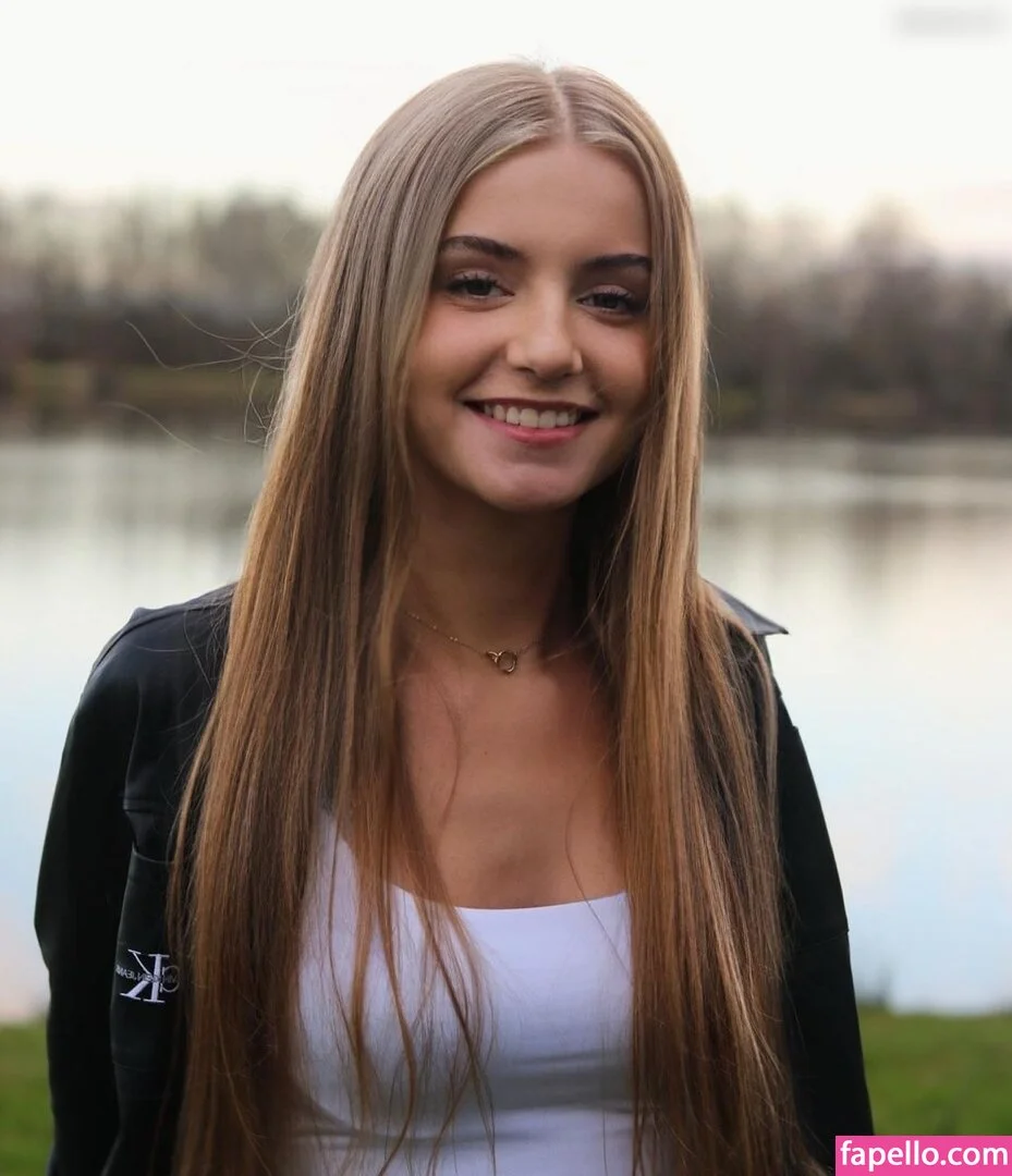 ichbinanny / shainny_1 Onlyfans Photo Gallery 