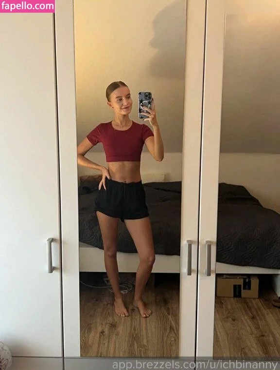 ichbinanny / shainny_1 Onlyfans Photo Gallery 