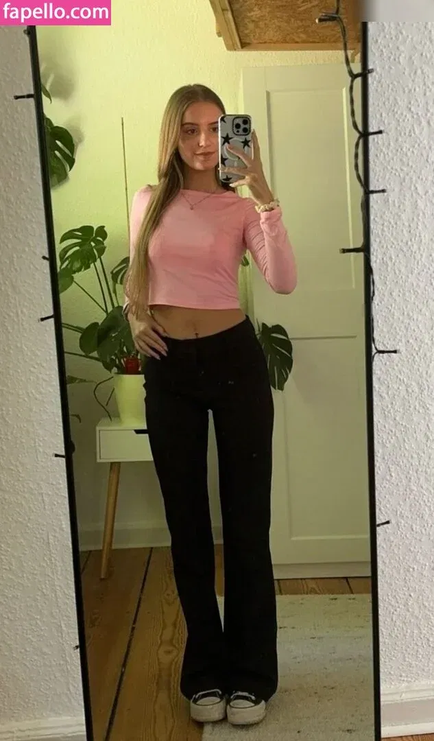 ichbinanny / shainny_1 Onlyfans Photo Gallery 