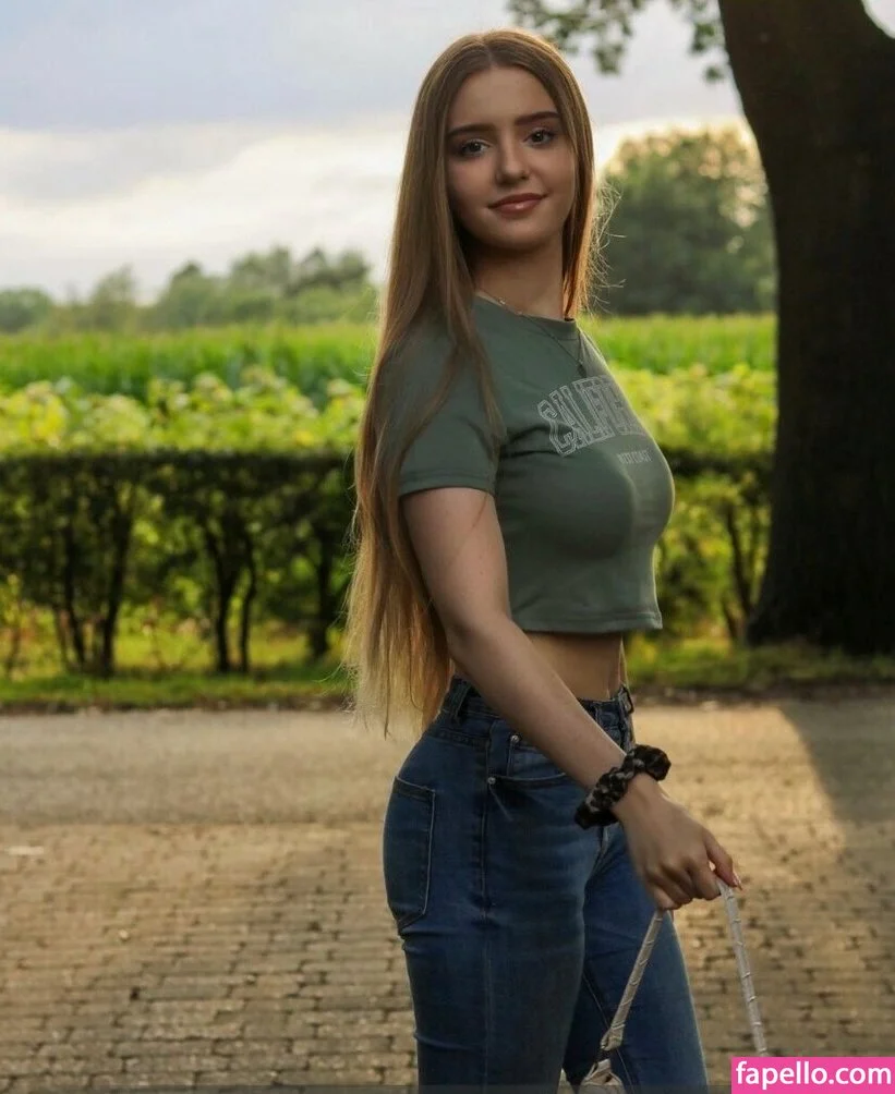 ichbinanny / shainny_1 Onlyfans Photo Gallery 