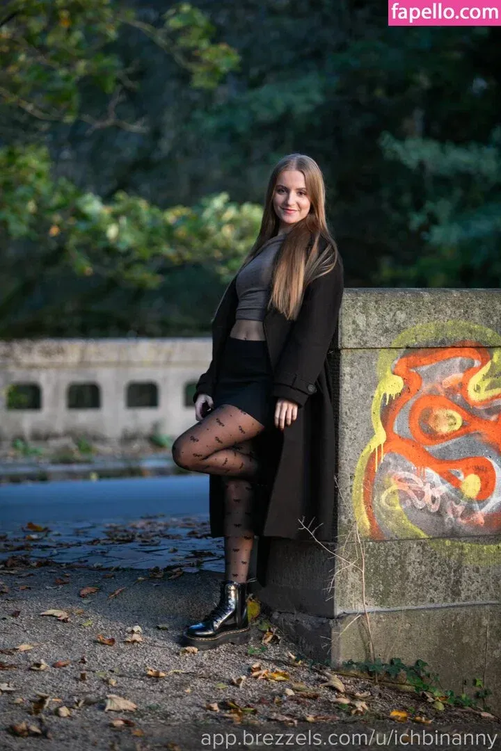 ichbinanny / shainny_1 Onlyfans Photo Gallery 