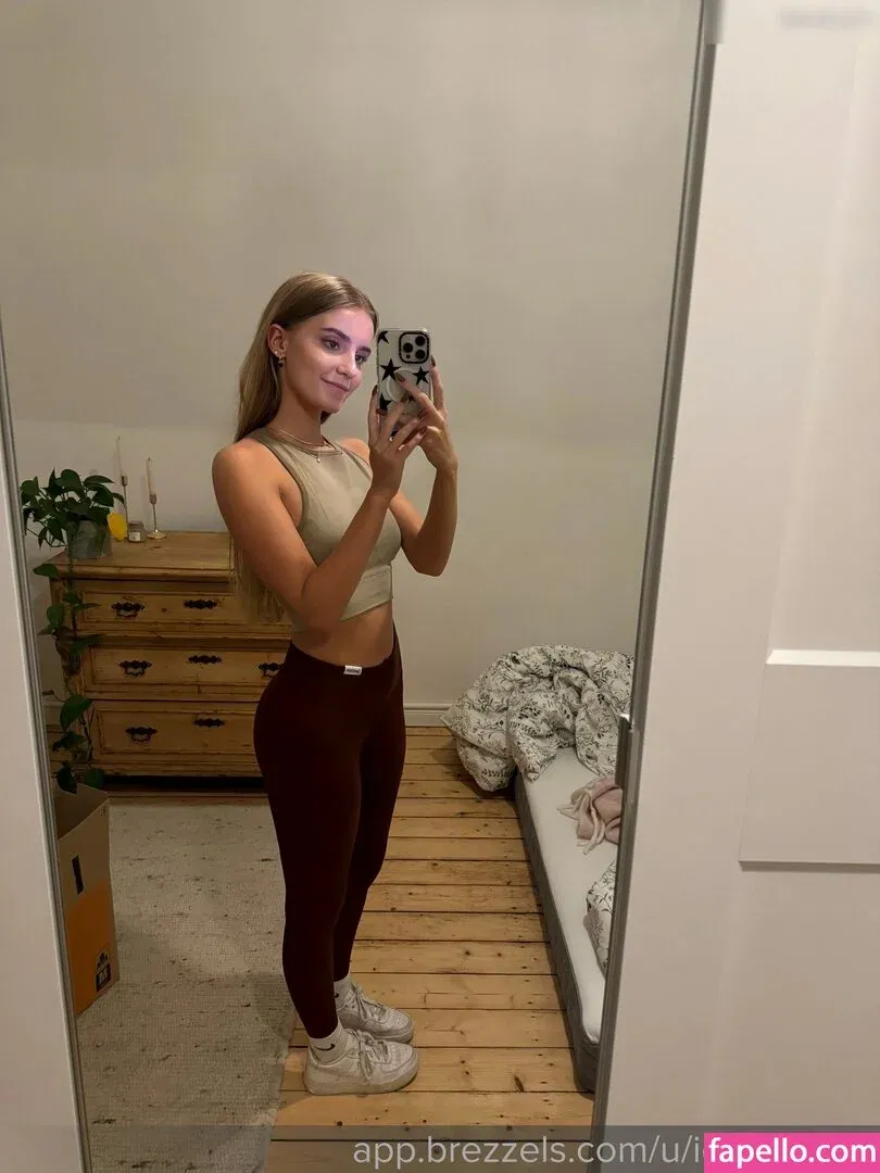 ichbinanny / shainny_1 Onlyfans Photo Gallery 