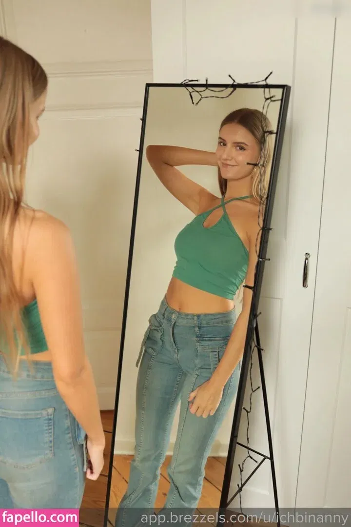 ichbinanny / shainny_1 Onlyfans Photo Gallery 