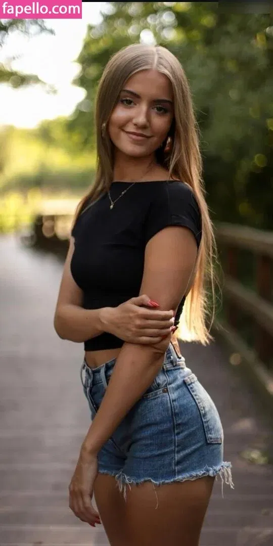 ichbinanny / shainny_1 Onlyfans Photo Gallery 